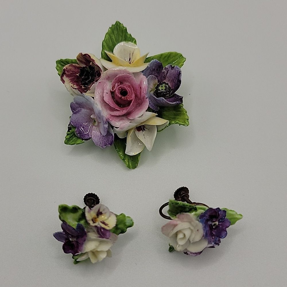 Vintage Dorothy Ann Fine Porcelain Brooch and Earrings Set